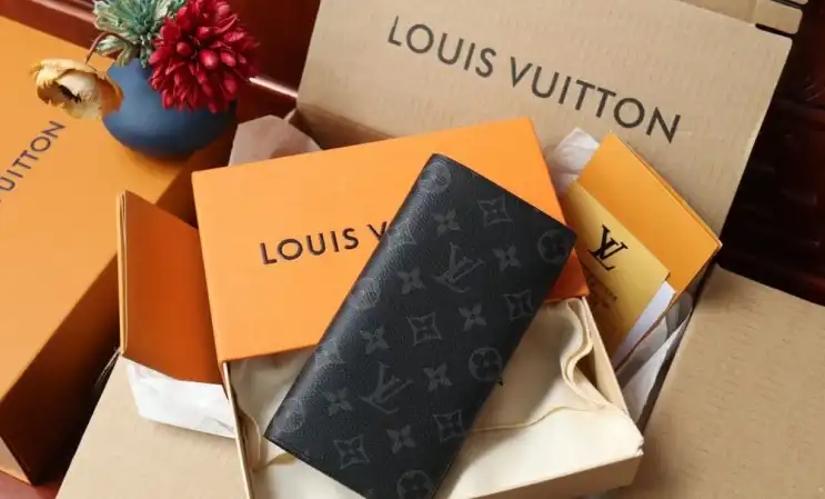 LV Wallets 4206A-2035