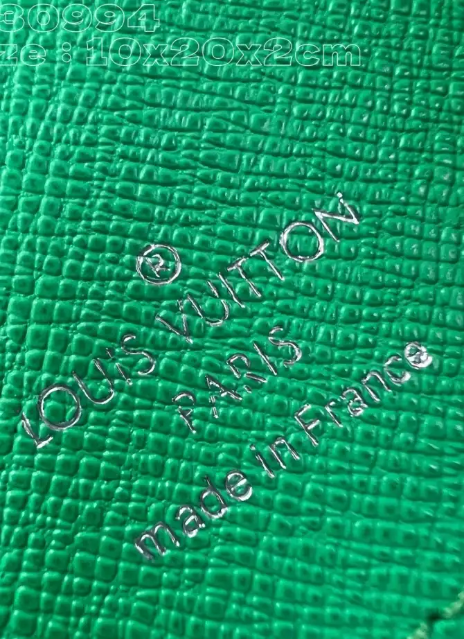 LV Wallets 4206A-2717