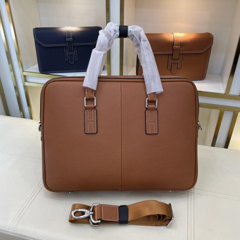 Hermes Briefcafcases 4206A-3028