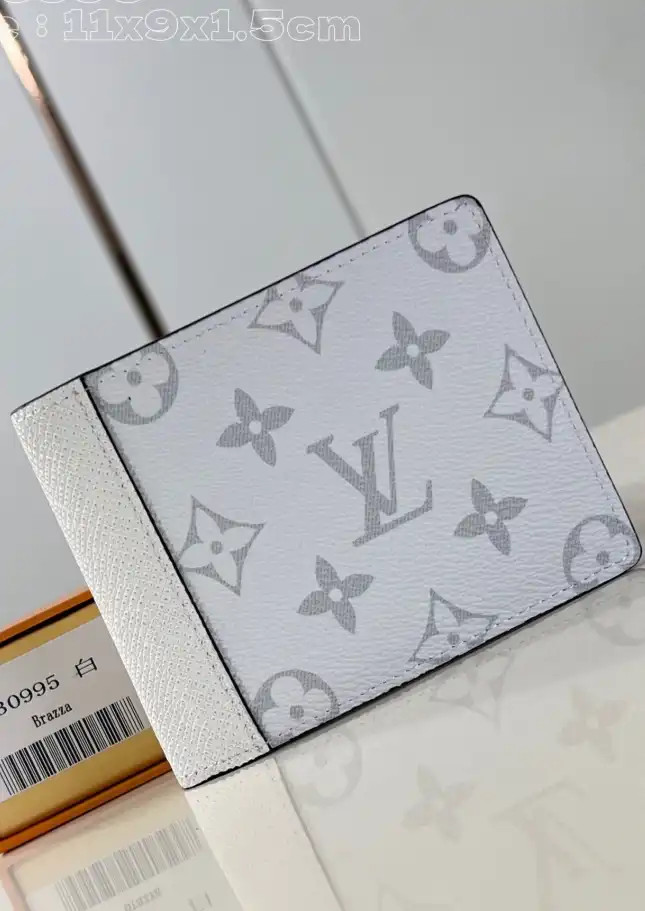 LV Wallets 4206A-3461