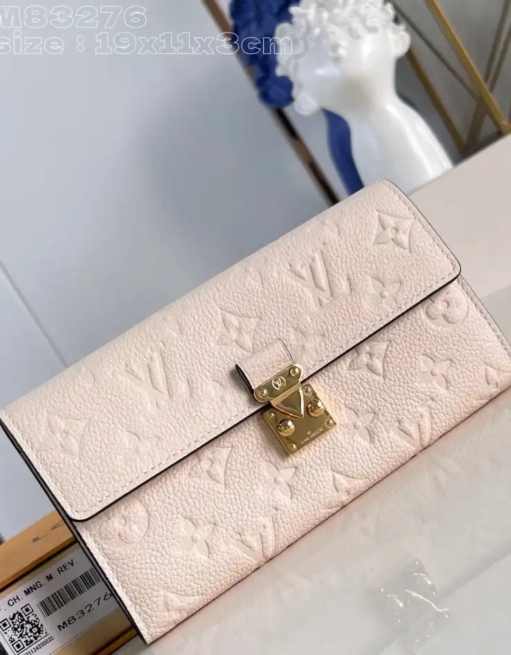 LV Wallets 4206A-3495