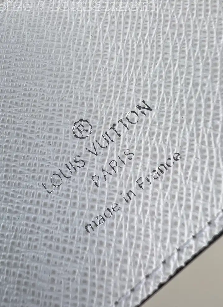 LV Wallets 4206A-3516