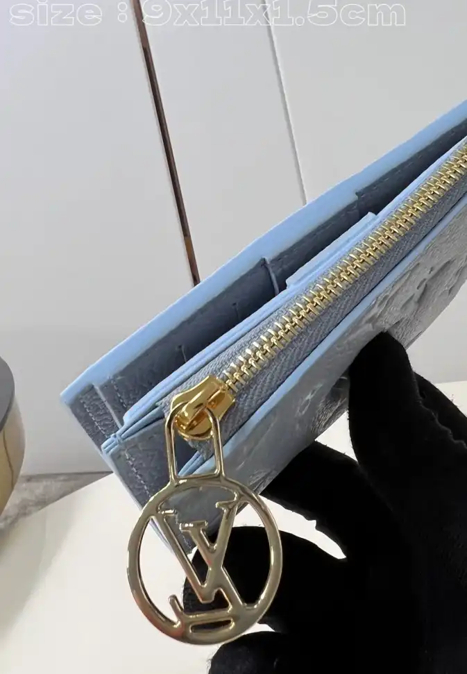 LV Wallets 4206A-3528