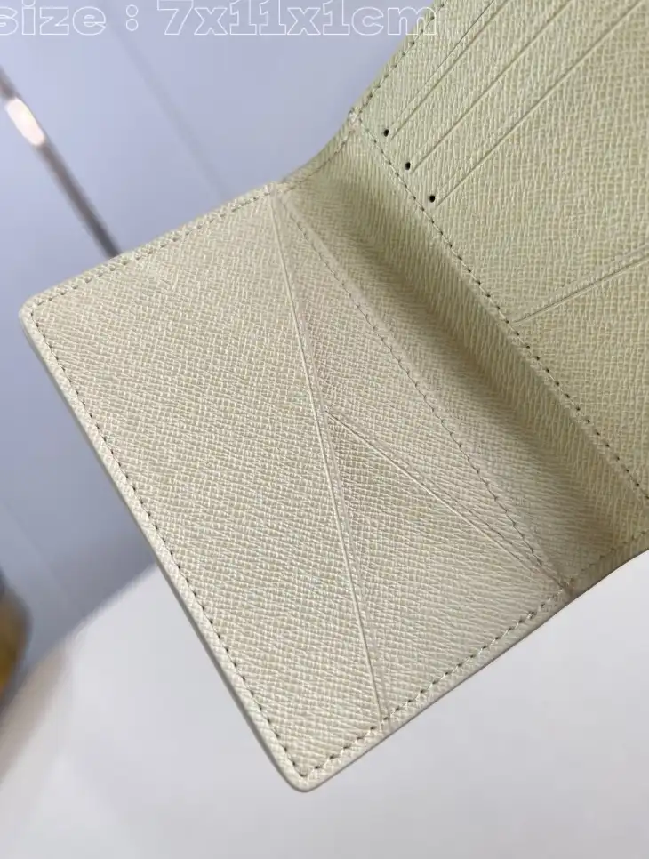 LV Wallets 4206A-4257