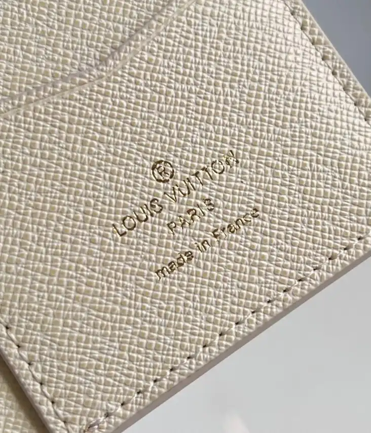 LV Wallets 4206A-4257