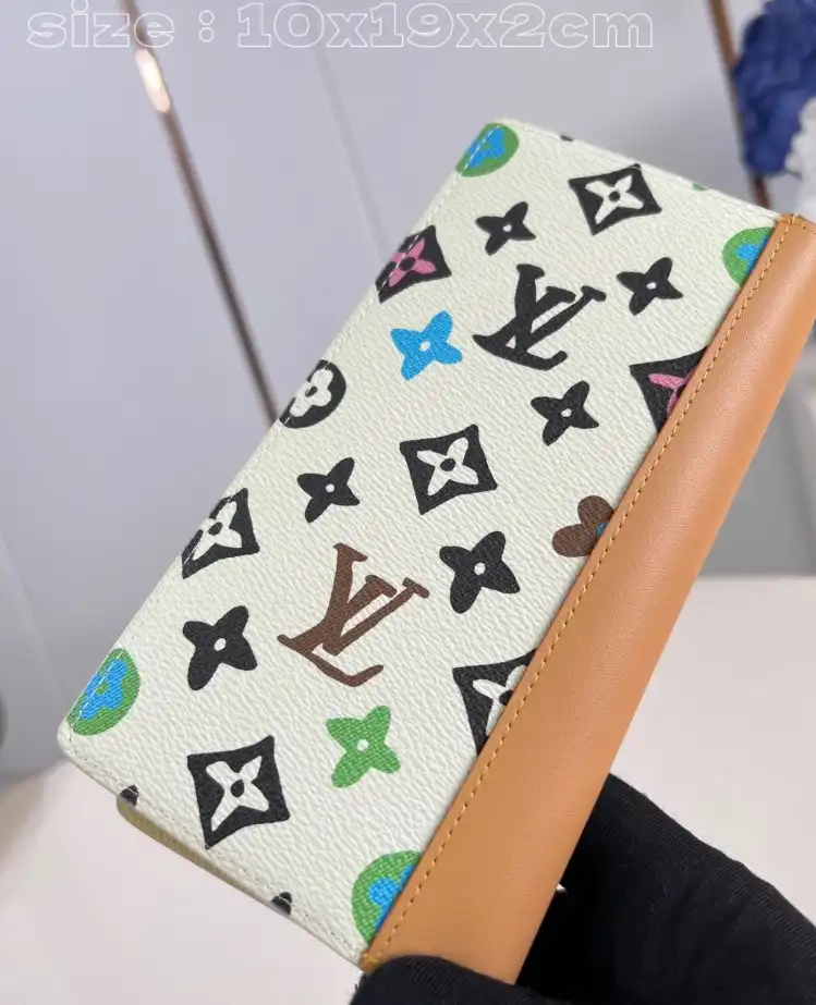 LV Wallets 4206A-4261