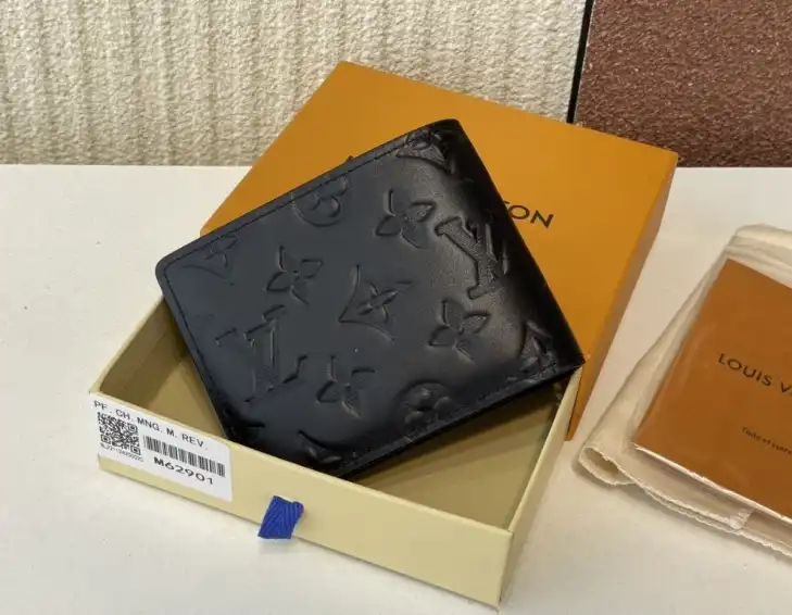 LV Wallets 4206A-4269