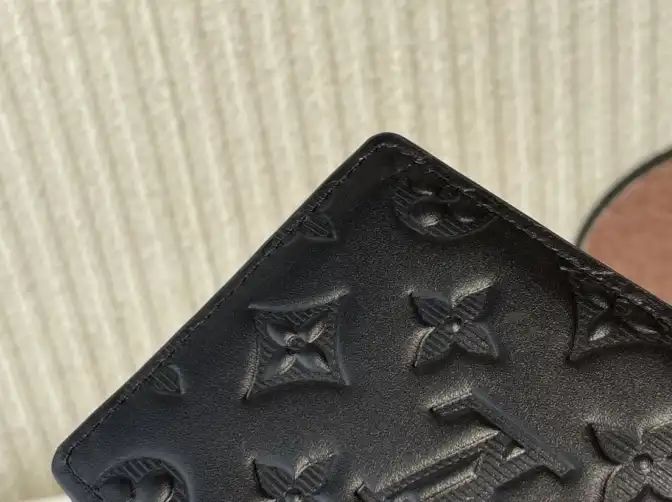 LV Wallets 4206A-4269