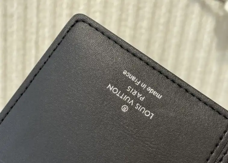 LV Wallets 4206A-4276