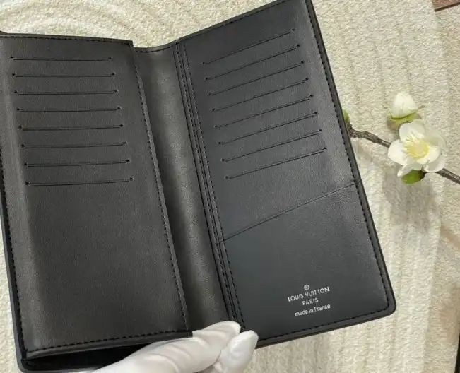LV Wallets 4206A-4276