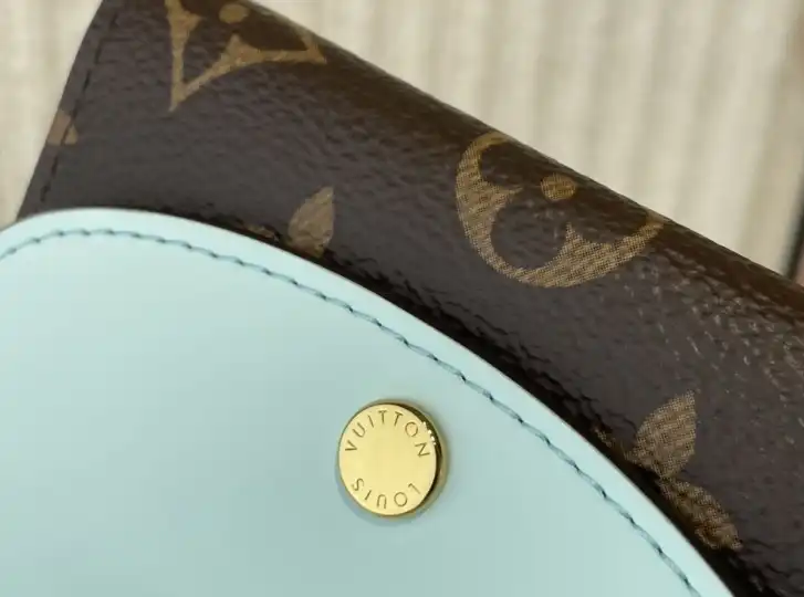 LV Wallets 4206A-4282