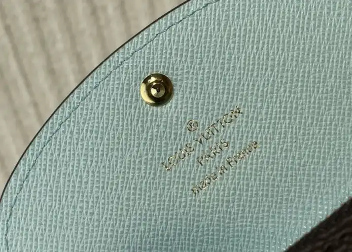 LV Wallets 4206A-4282