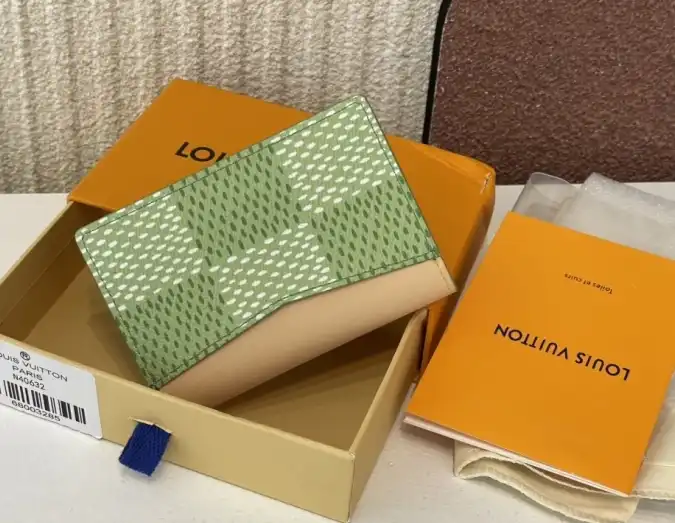 LV Wallets 4206A-4285