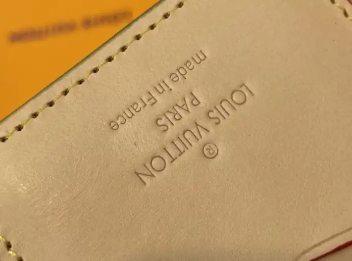 LV Wallets 4206A-4285