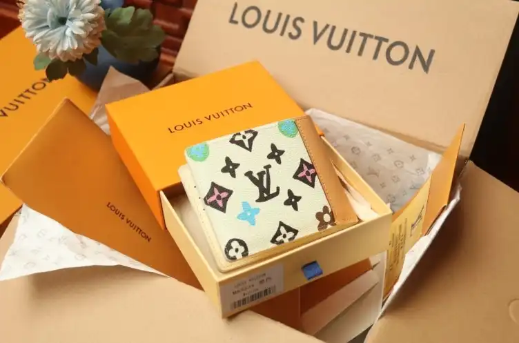 LV Wallets 4206A-4524
