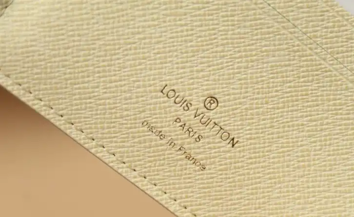 LV Wallets 4206A-4524