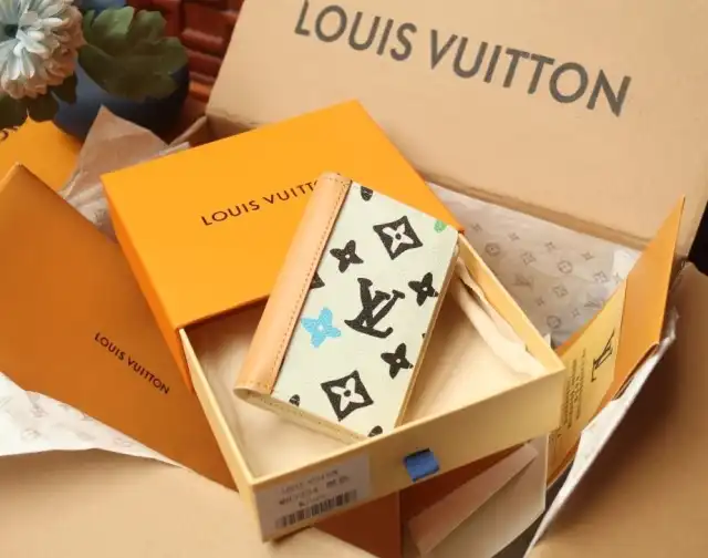 LV Wallets 4206A-4526