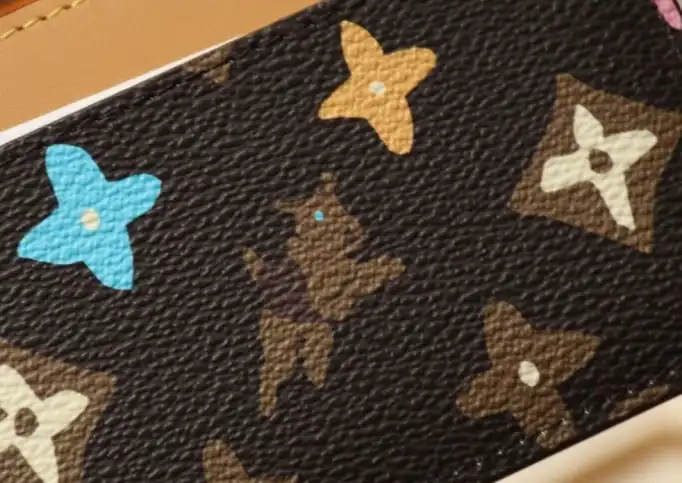 LV Wallets 4206A-4528