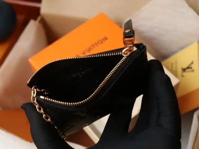 LV Wallets 4206A-4530