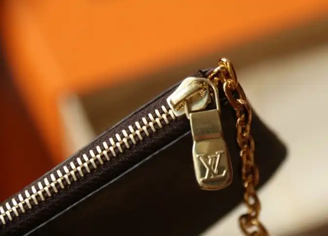 LV Wallets 4206A-4531