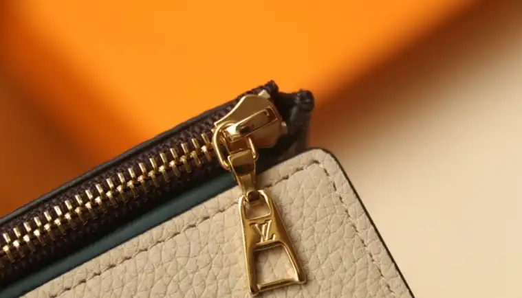 LV Wallets 4206A-4536