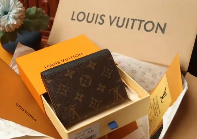 LV Wallets 4206A-4537