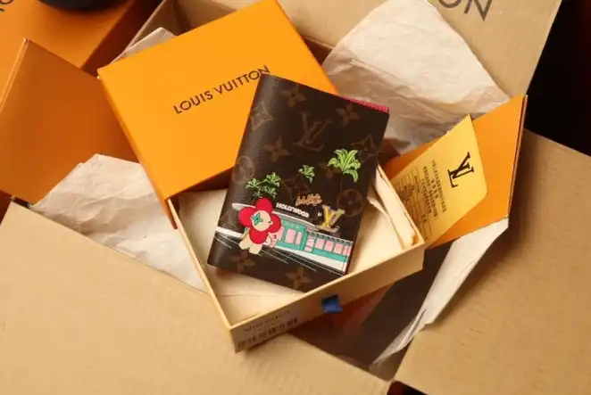 LV Wallets 4206A-4706