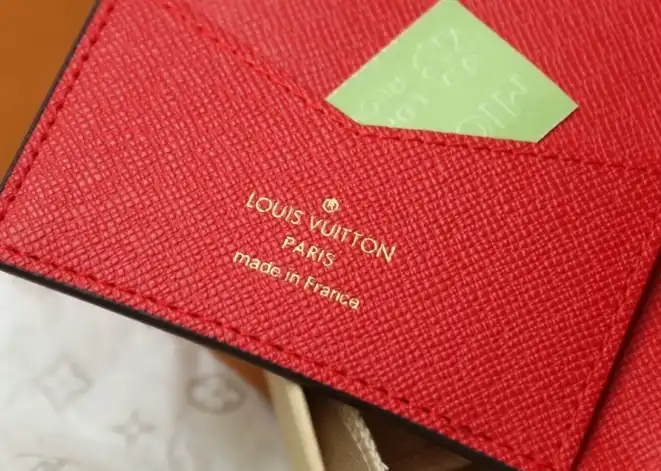 LV Wallets 4206A-4707