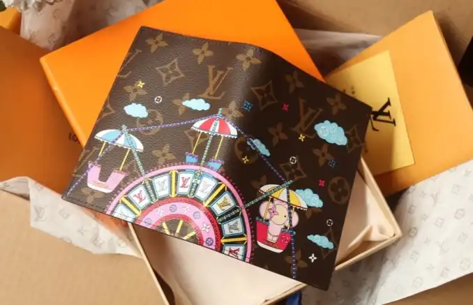 LV Wallets 4206A-4709