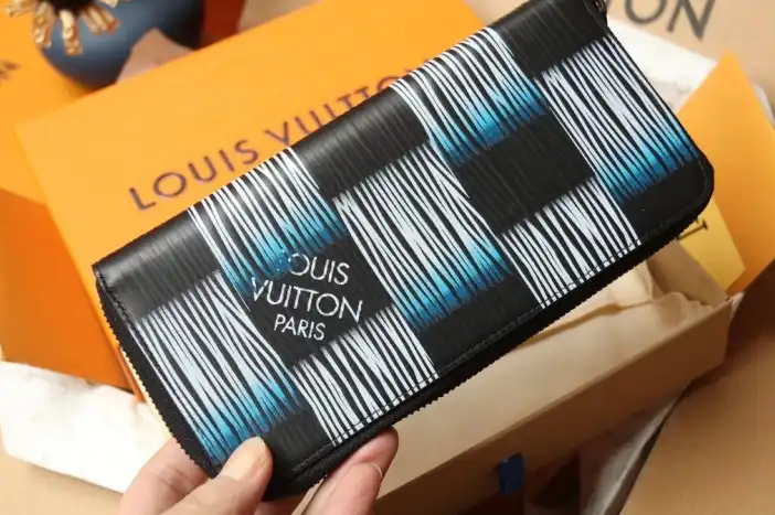 LV Wallets 4206A-4710