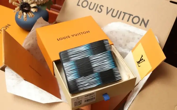 LV Wallets 4206A-4711