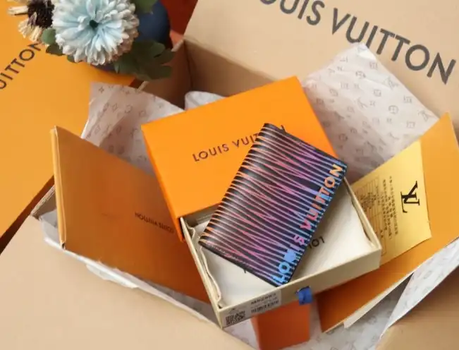 LV Wallets 4206A-4715