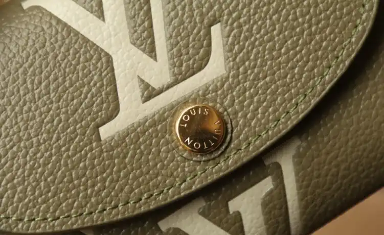 LV Wallets 4206A-4720