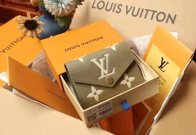 LV Wallets 4206A-4721
