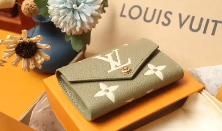 LV Wallets 4206A-4721