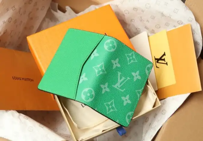 LV Wallets 4206A-4724