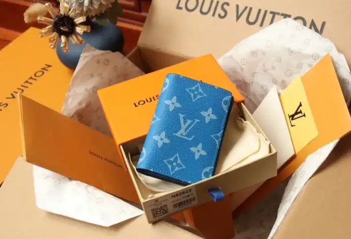 LV Wallets 4206A-4725