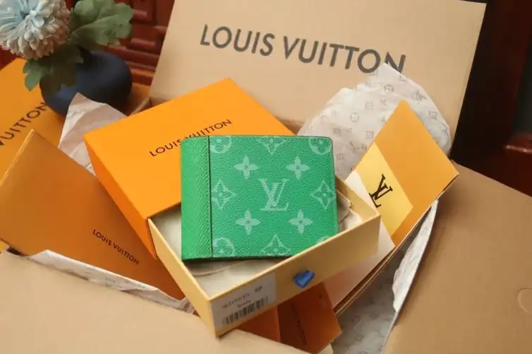 LV Wallets 4206A-4726