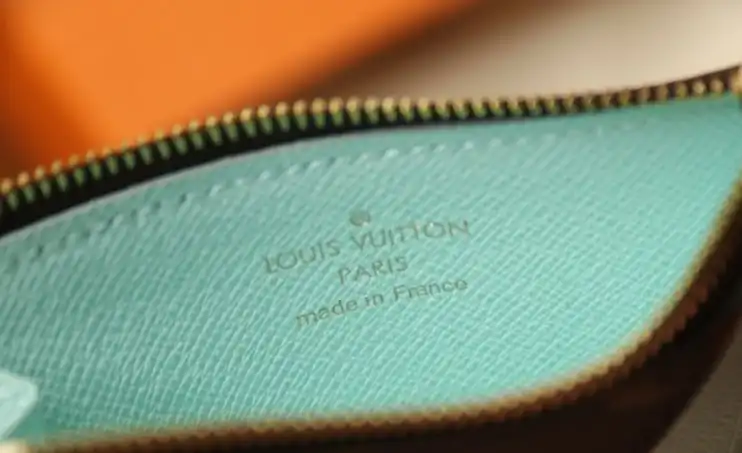 LV Wallets 4206A-4733