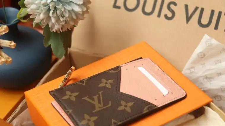 LV Wallets 4206A-4734