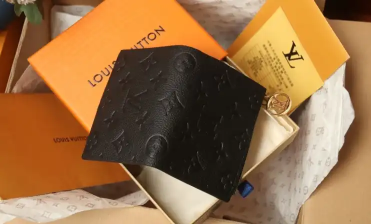 LV Wallets 4206A-4737