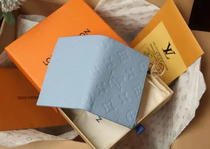 LV Wallets 4206A-4738