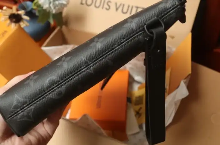 LV Wallets 4206A-4741