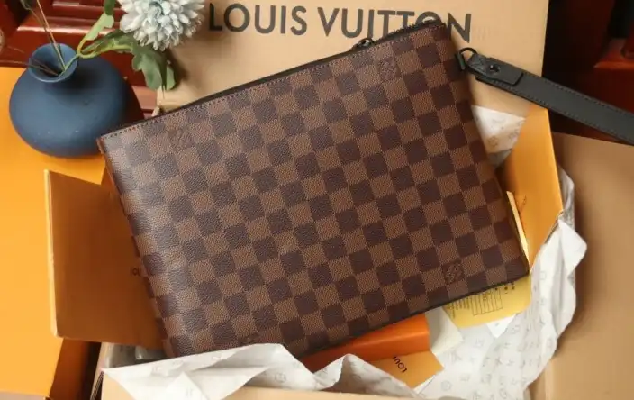 LV Wallets 4206A-4743