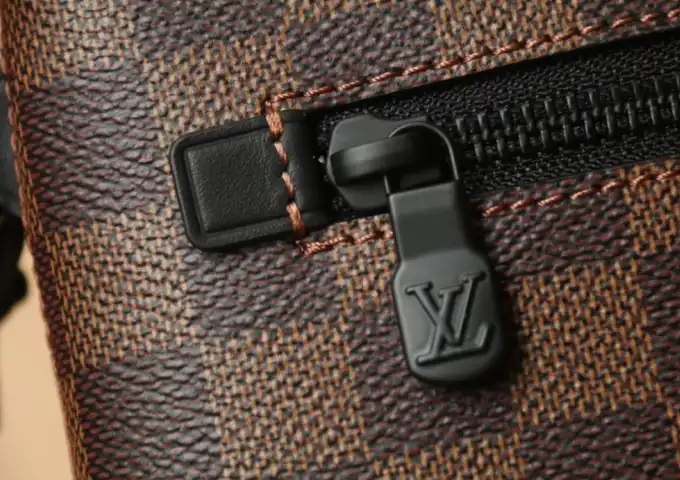 LV Wallets 4206A-4743