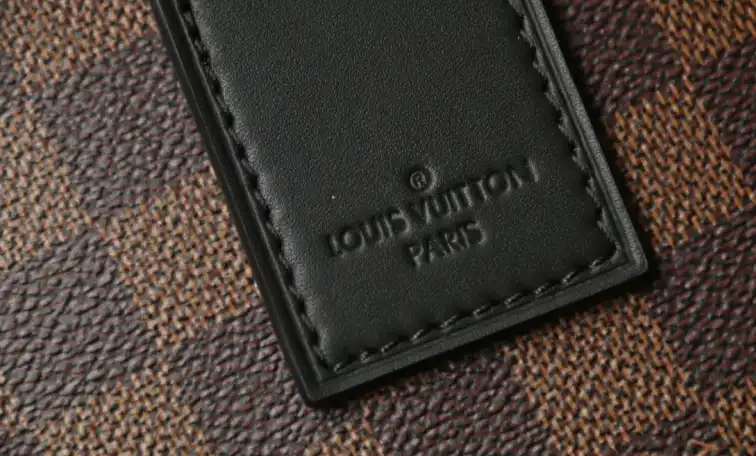 LV Wallets 4206A-4743