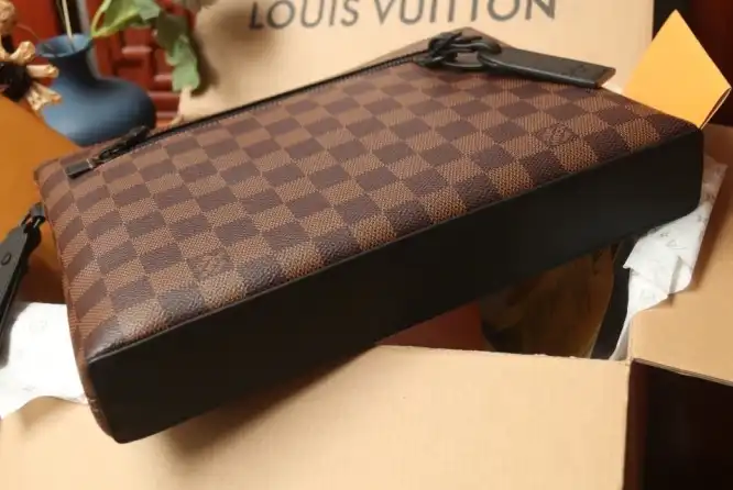 LV Wallets 4206A-4743