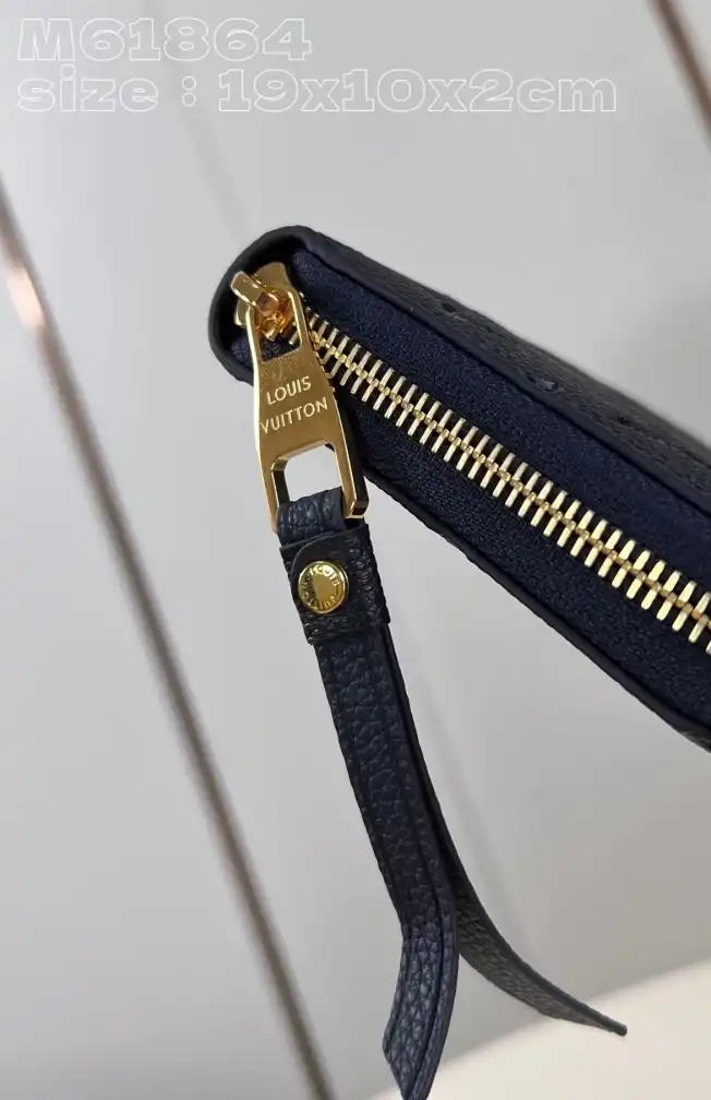 LV Wallets 4206A-4809