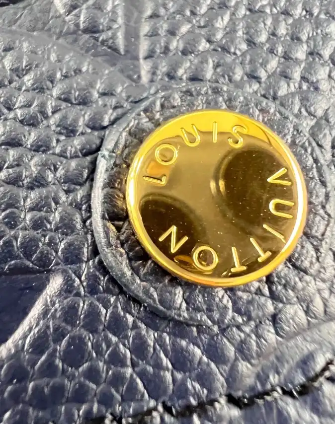 LV Wallets 4206A-4810