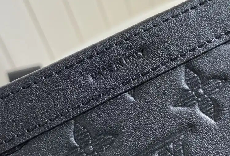 LV Satchel bags 4206A-5168